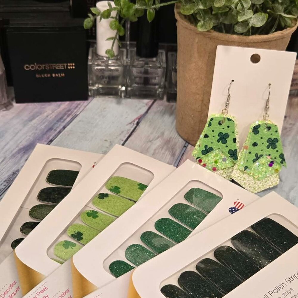 Color Street St. Patrick's Day Press On Nail Bundle